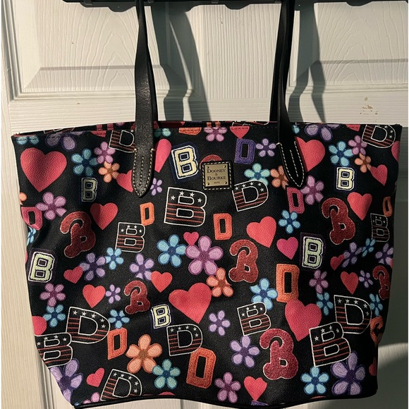 Dooney & Bourke DB 75 handbag - Picture 1 of 10